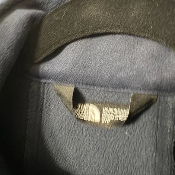 The North Face Men's Blue Performance Jacket - Picture 5 of 8